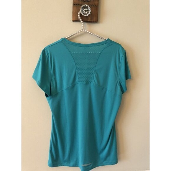 NWT Under Armour Womens Size M Teal Running Shirt Fitted HeatGear Short Sleeve - Picture 3 of 7
